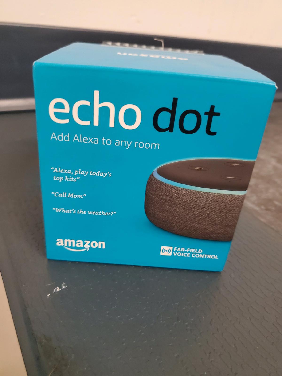 Amazon Echo Bundle w 7 Items NIB - Clackamas, Oregon - FleaMarketBay