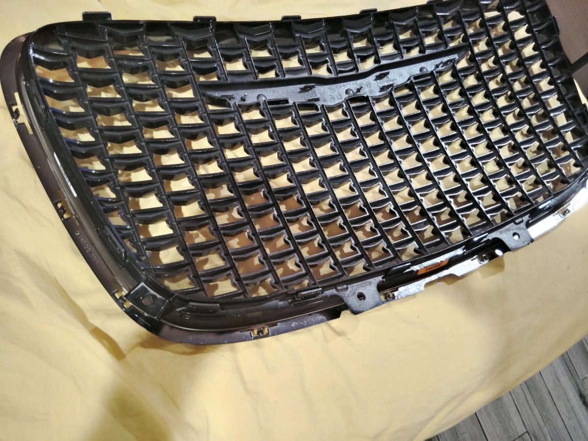 2017chrysler grille convertible 300 - Houston, Texas - FleaMarketBay