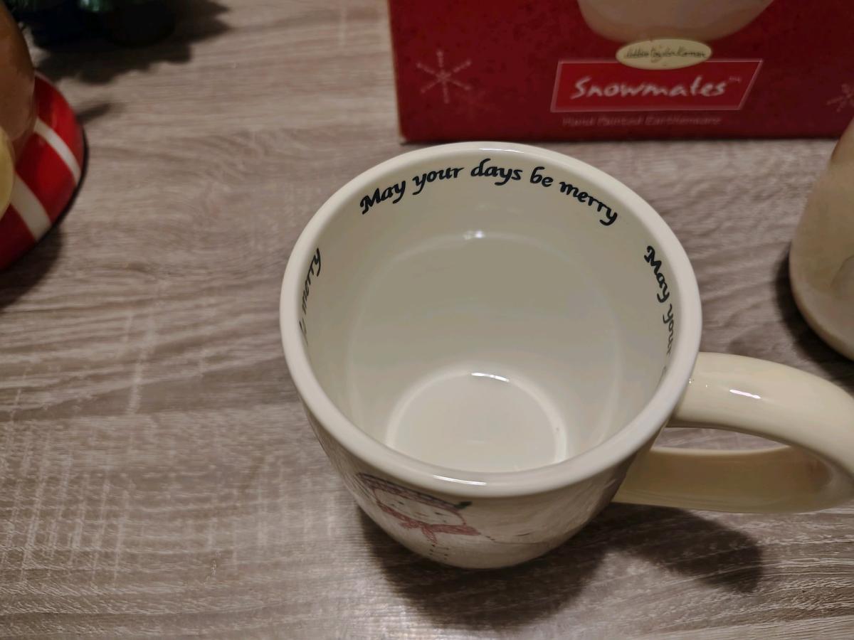 Oneida Snowmates Christmas Mug Set of 4 - Chicago, Illinois - FleaMarketBay