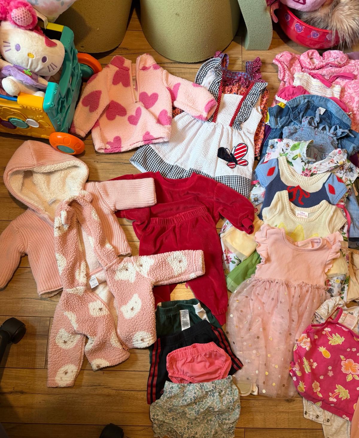 assorted baby girl clothes - Canton, Georgia - FleaMarketBay