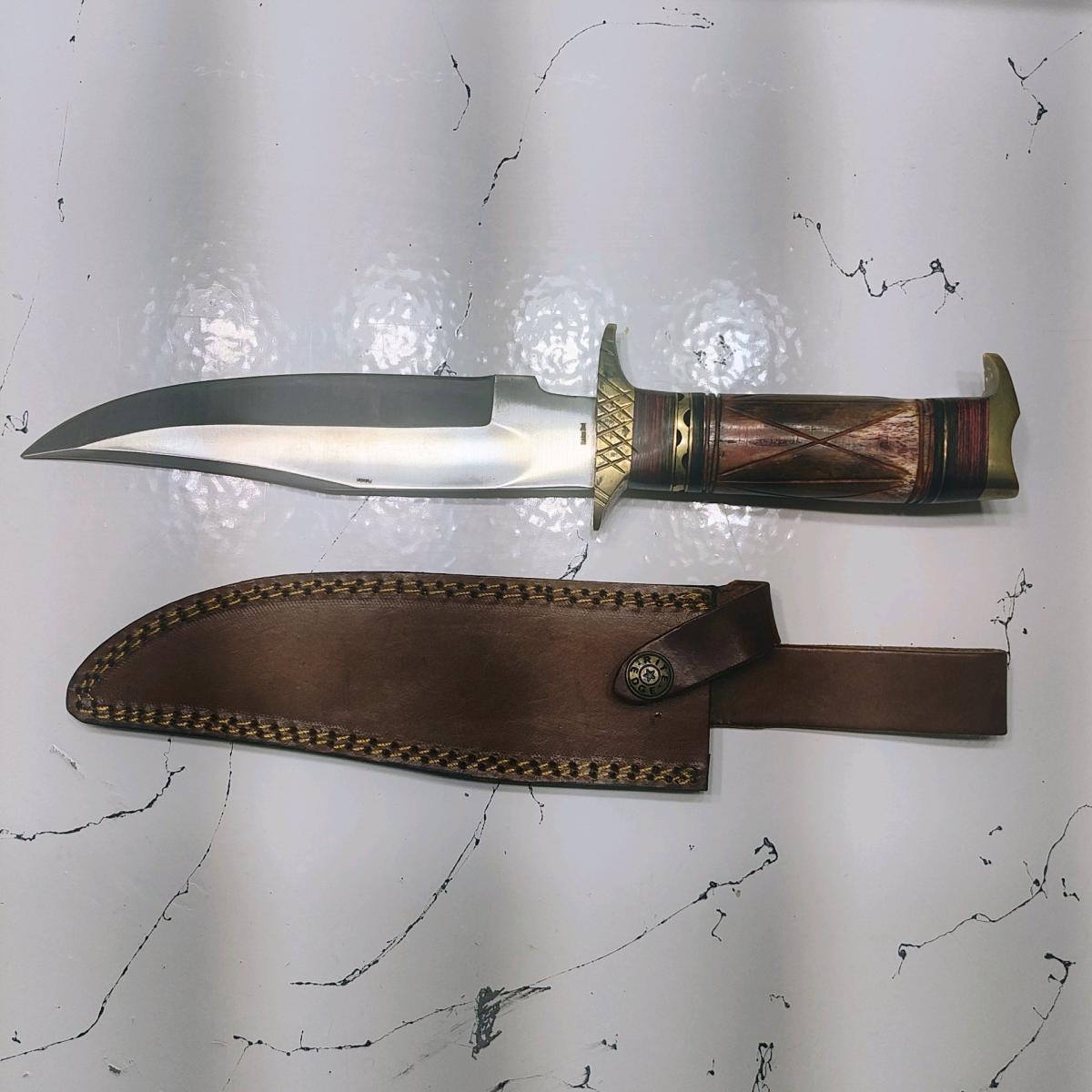 knife - Grand Prairie, Texas - FleaMarketBay