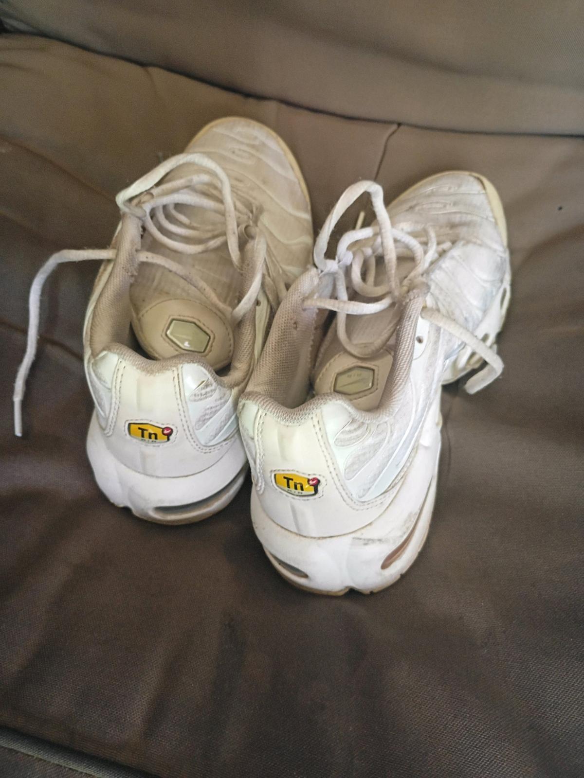 A Nice Pair of White Nike Max Pro Sneakers - Swansea, South Carolina - FleaMarketBay