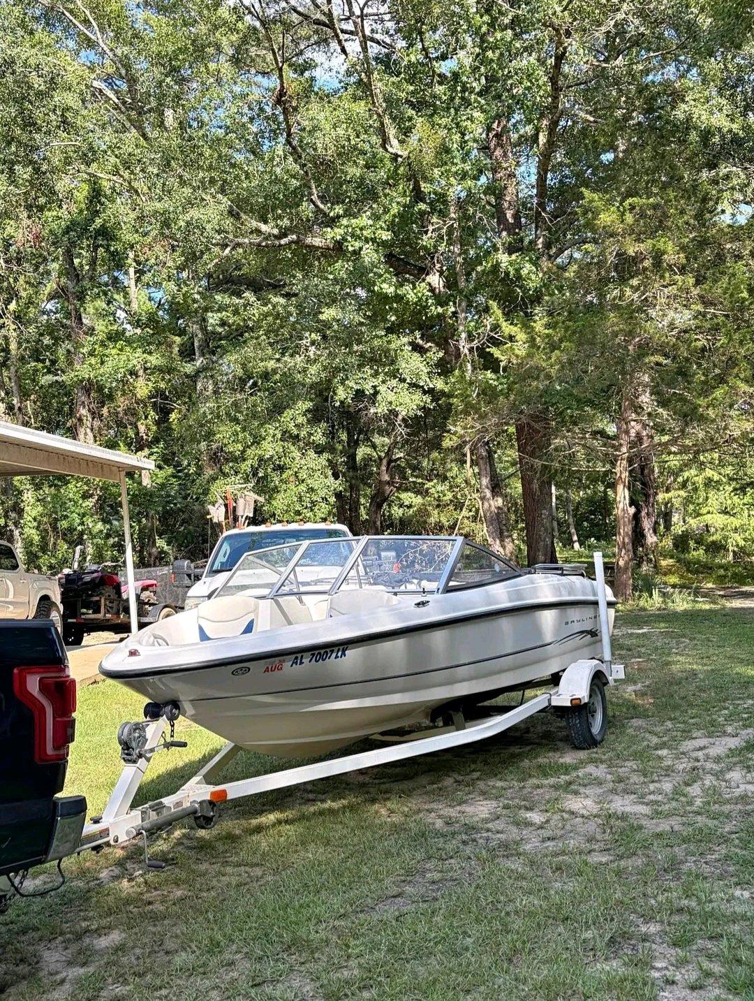 2005 Bayliner 175 Bowrider sport boat - Chicago, Illinois - FleaMarketBay