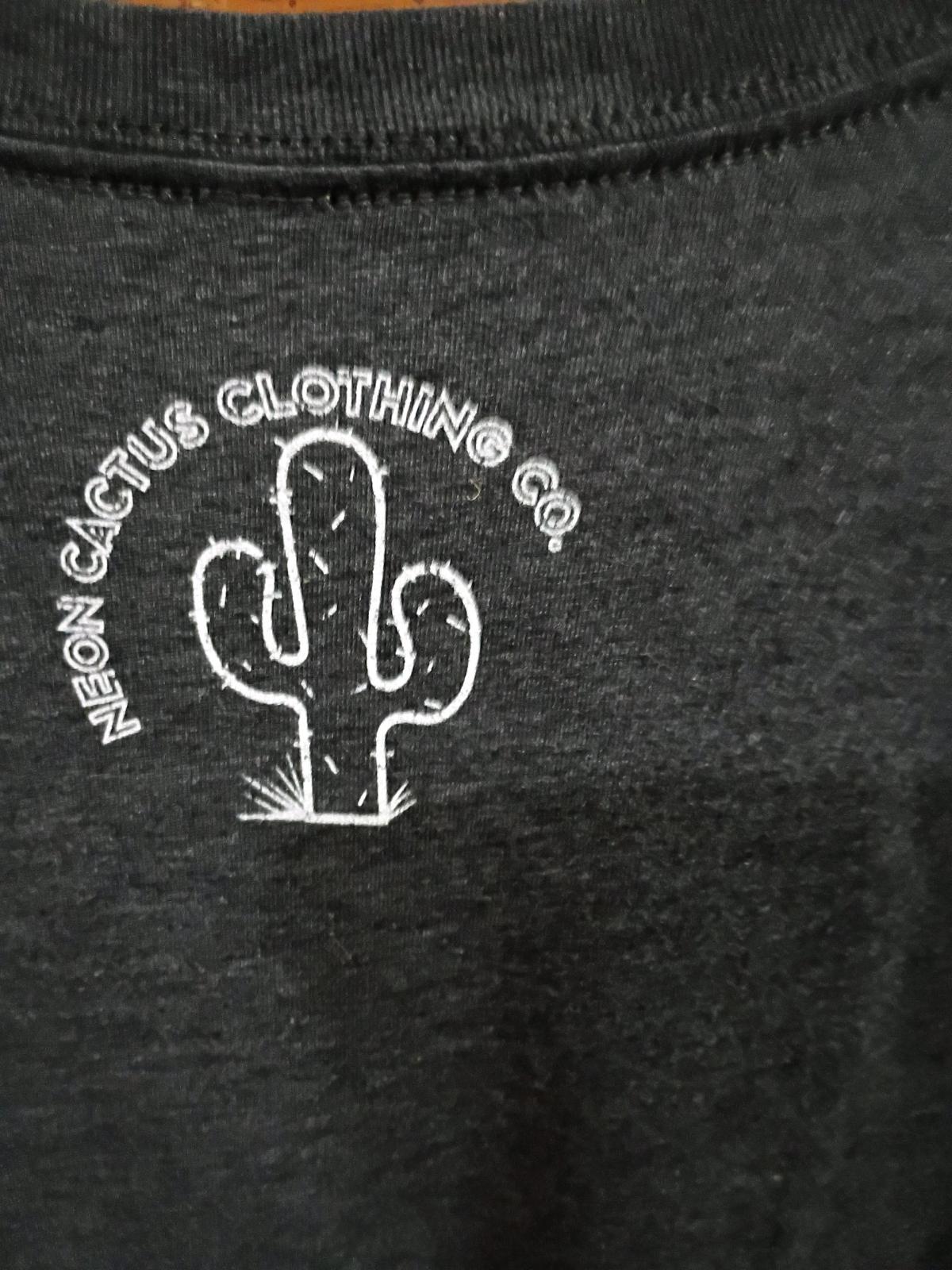Grey Freeborn Man tee shirt - Luzerne, Pennsylvania - FleaMarketBay