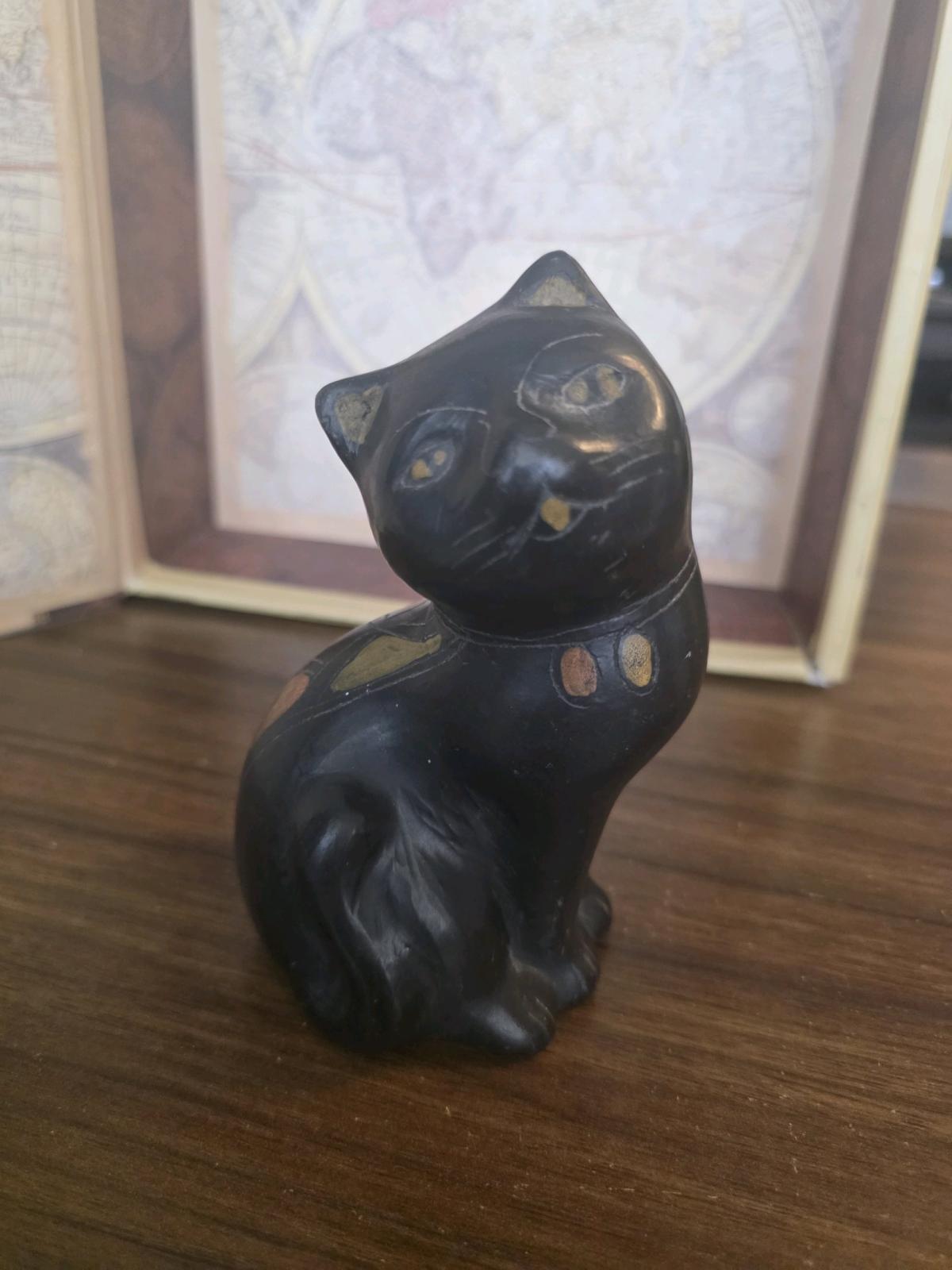 Vintage Pottery  SITTING BLACK CAT  55 yellow eyes - Orem, Utah - FleaMarketBay