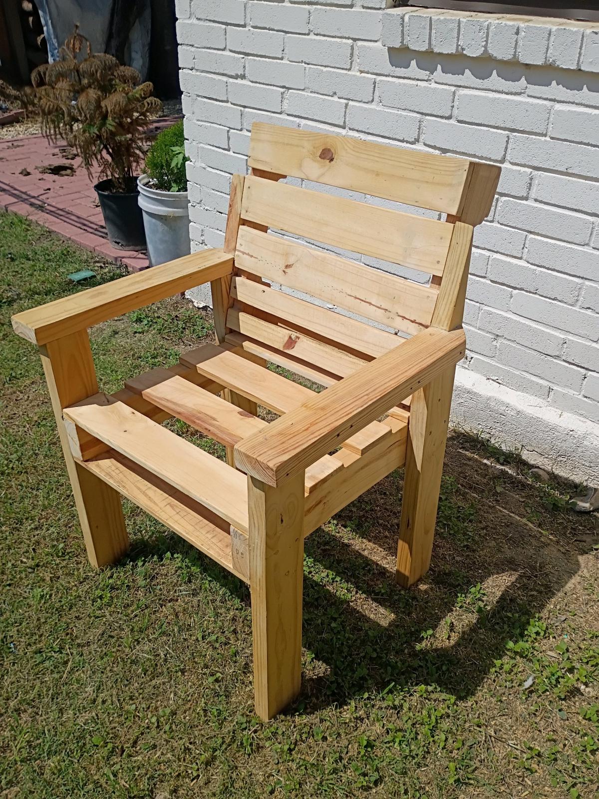 RUSTIC BENCHES - San Antonio, Texas - FleaMarketBay