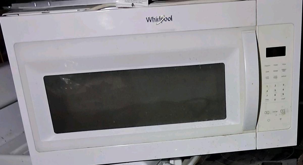 microwave - Charleston, West Virginia - FleaMarketBay