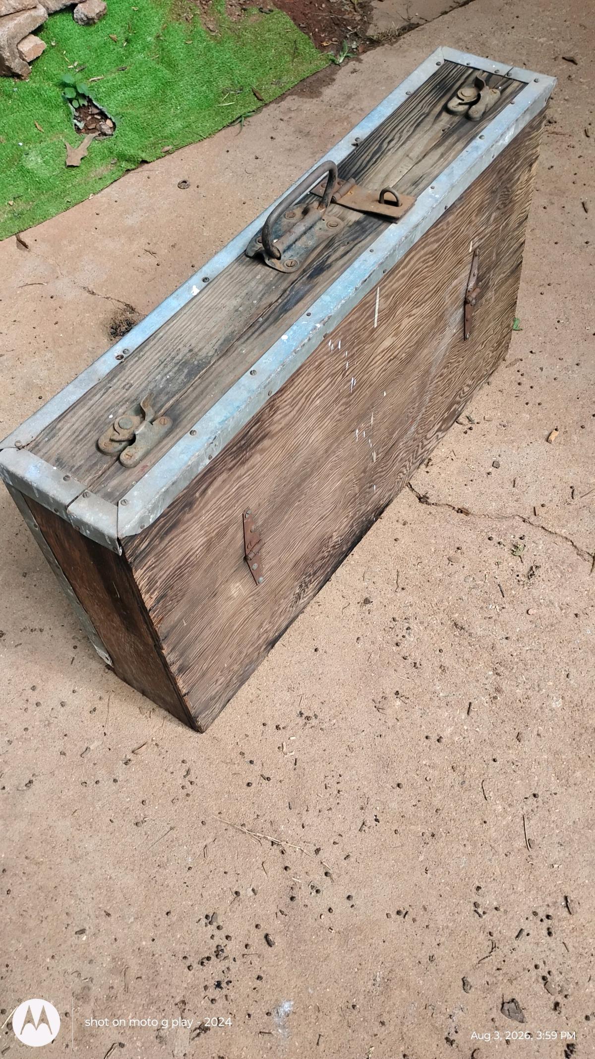 old hand made toolbox - Greer, South Carolina - FleaMarketBay