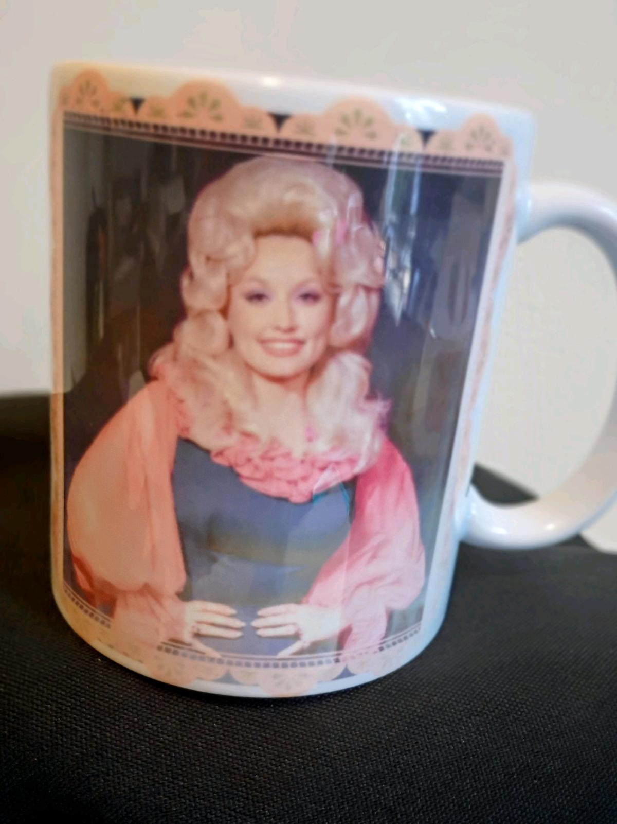 White Coffee Mug with Dolly Parton Photo - Chicago, Illinois - FleaMarketBay