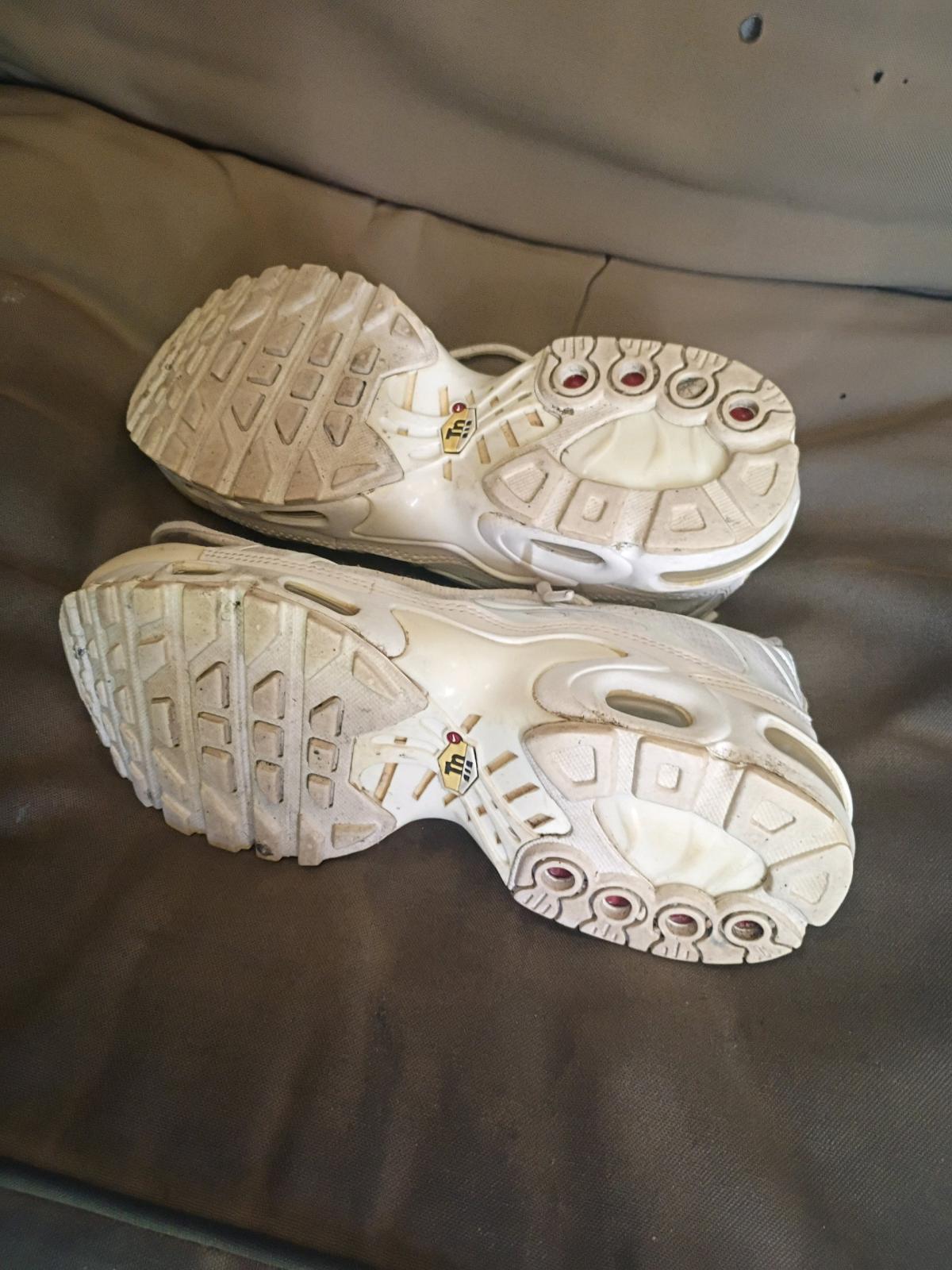A Nice Pair of White Nike Max Pro Sneakers - Swansea, South Carolina - FleaMarketBay