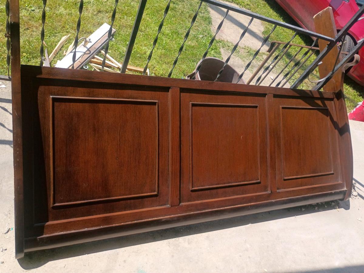 King size Head Board - Sharon, Pennsylvania - FleaMarketBay