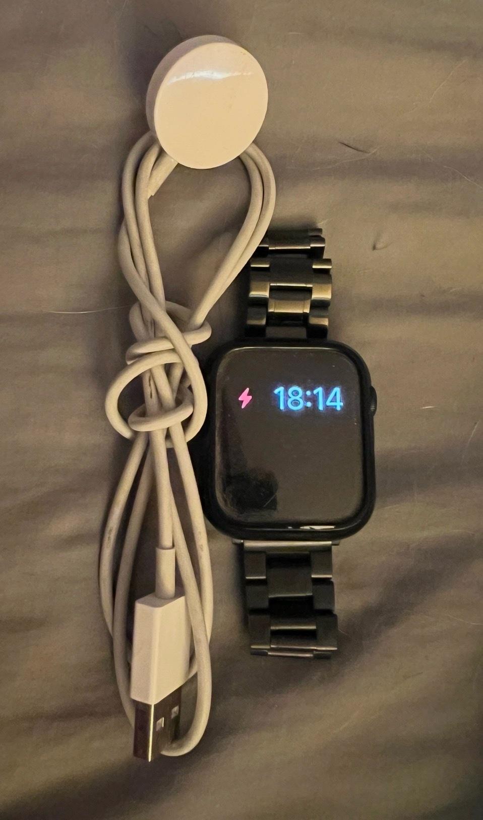 Apple Watch Series 6 Cellular and GPS - Phoenix, Arizona - FleaMarketBay