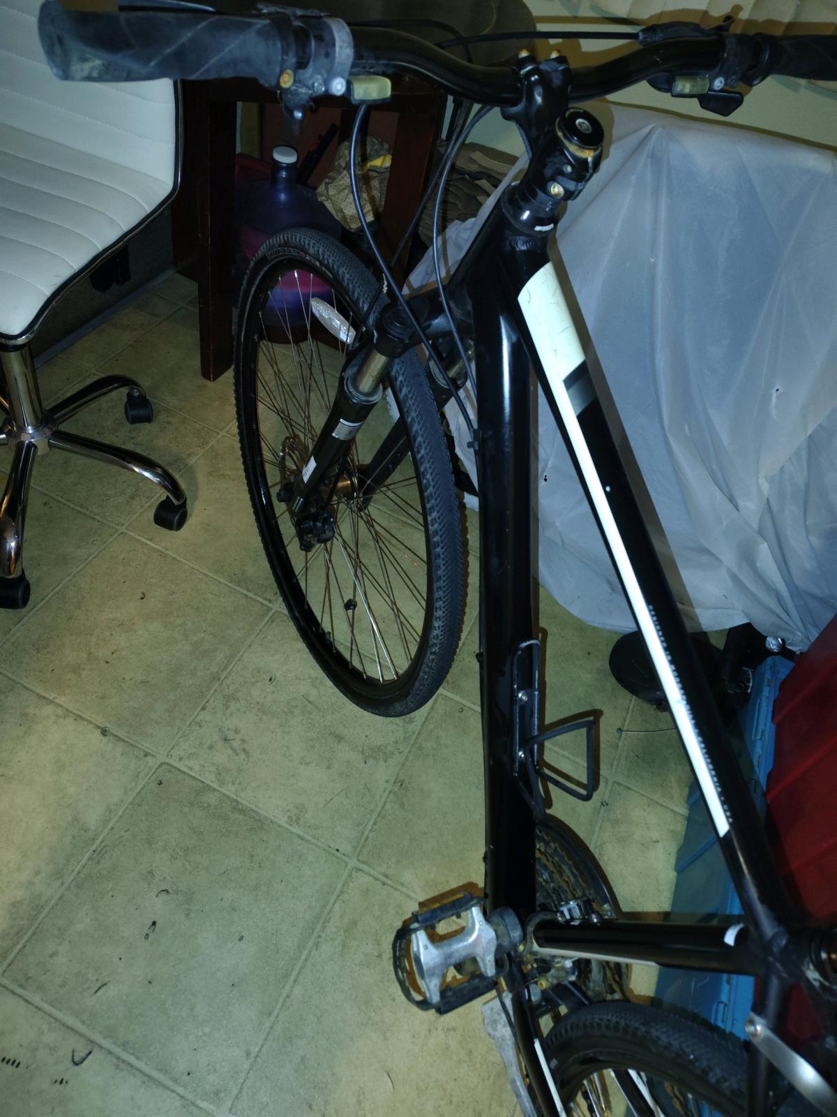 Specialized Crosstrail Roadbike - San Lorenzo, California - FleaMarketBay