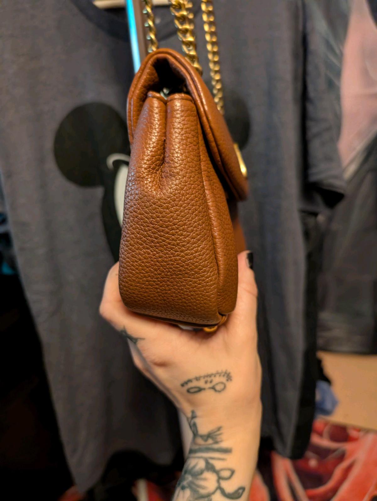 Leather crossbody bag Mia Ray brand small flap style - Britton, Michigan - FleaMarketBay