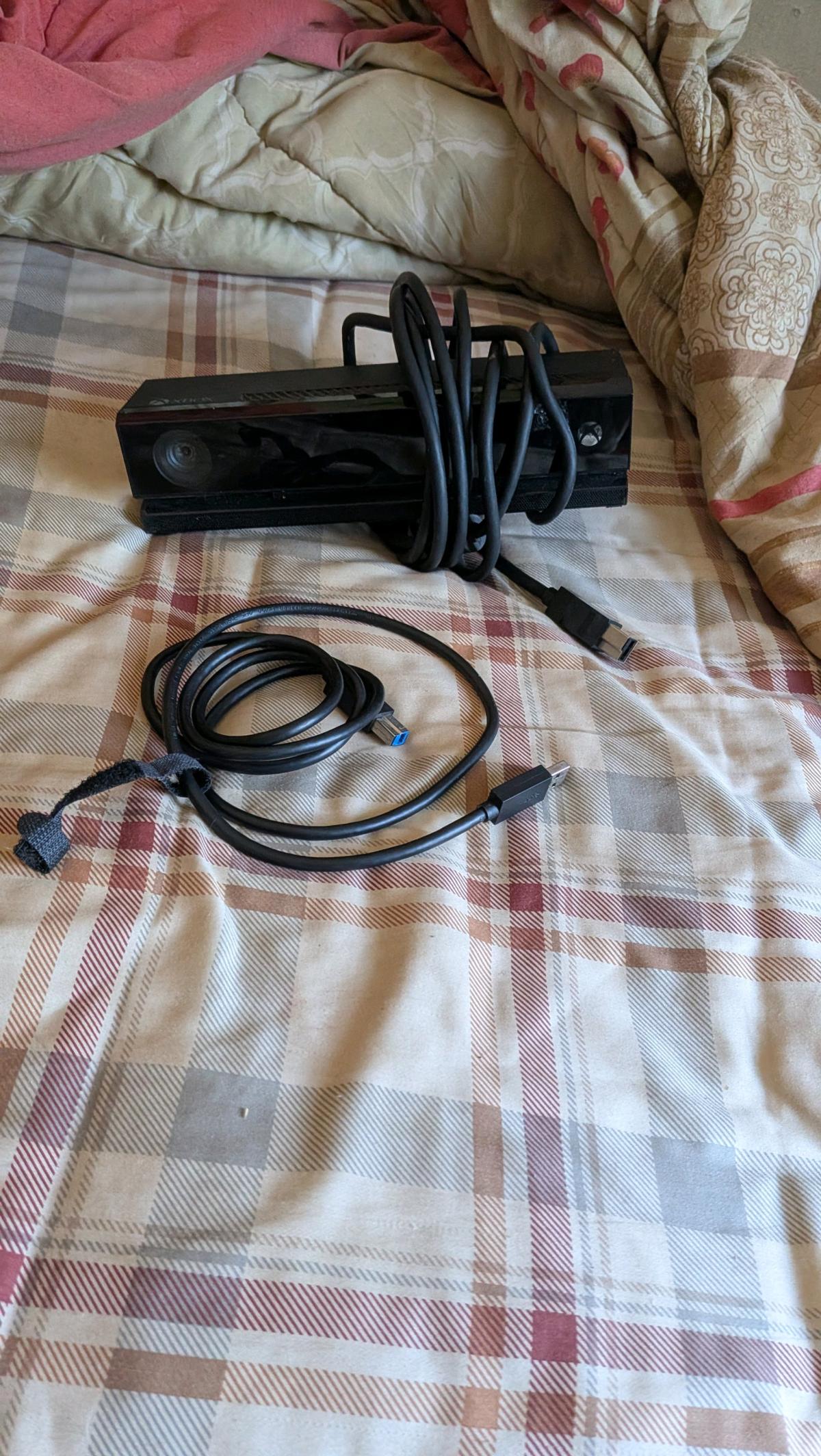 Microsoft Xbox One Kinect Sensor - Atlanta, Georgia - FleaMarketBay
