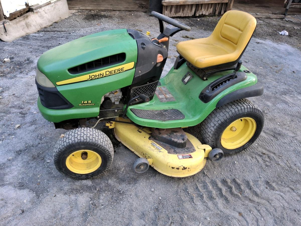 John Deere 145 automatic with 48in deck - Fleetwood, Pennsylvania - FleaMarketBay