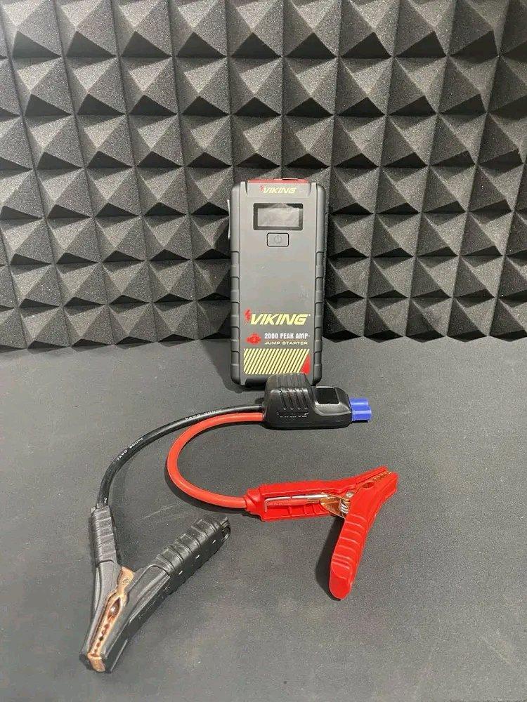 Viking 2000amp portable jump starter - Kelso, Washington - FleaMarketBay