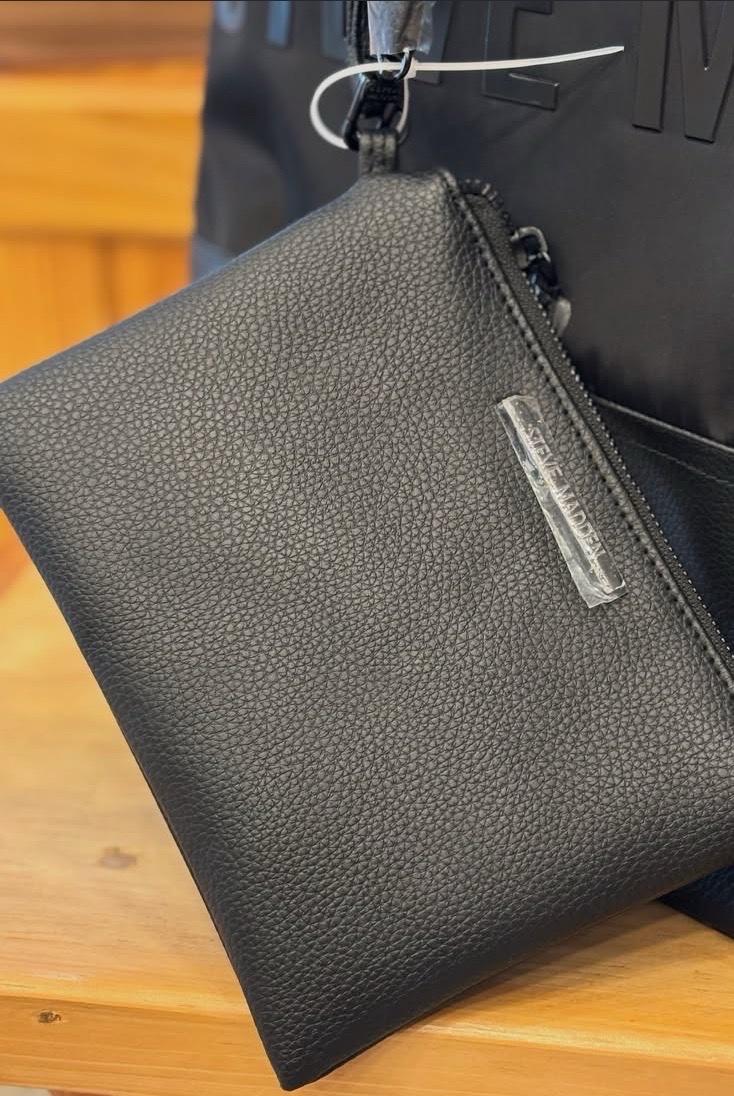 Brand New Black Steve Madden Large Purse Duffle Bag - Largo, Florida - FleaMarketBay