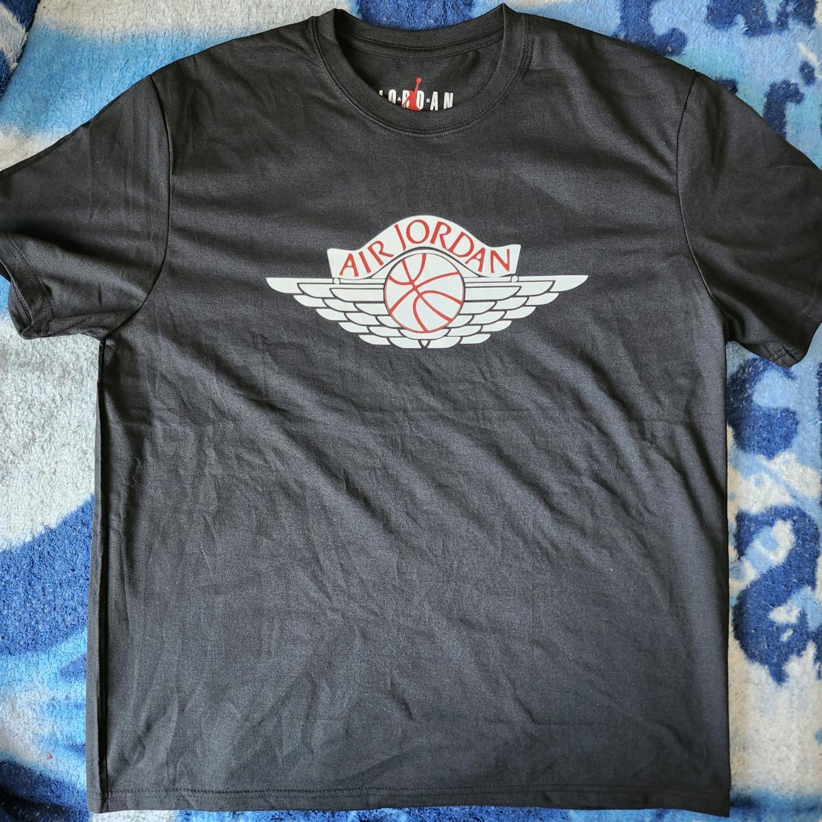 Air Jordan Tshirt - Akron, Colorado - FleaMarketBay