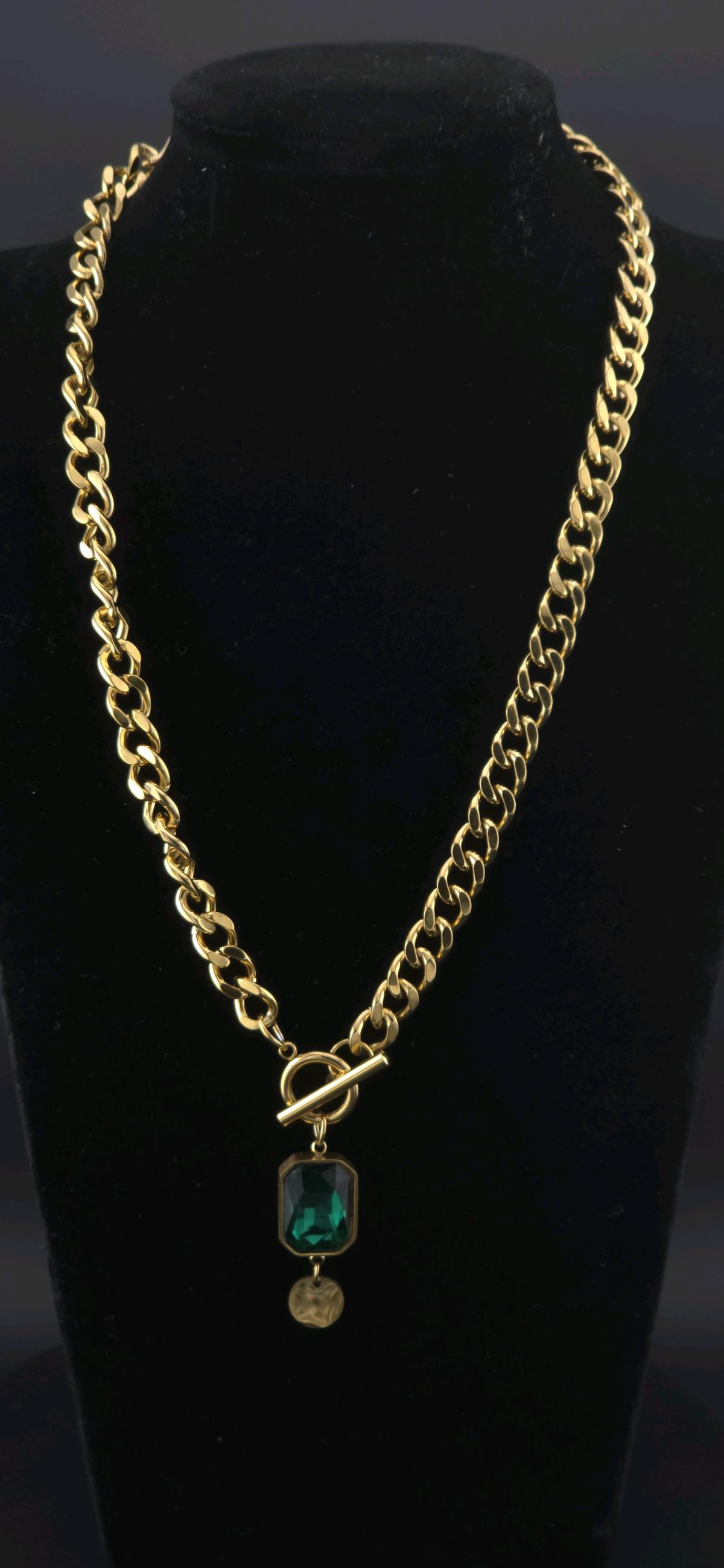 long chain necklace with green  Cz gemstone - Saugus, Massachusetts - FleaMarketBay