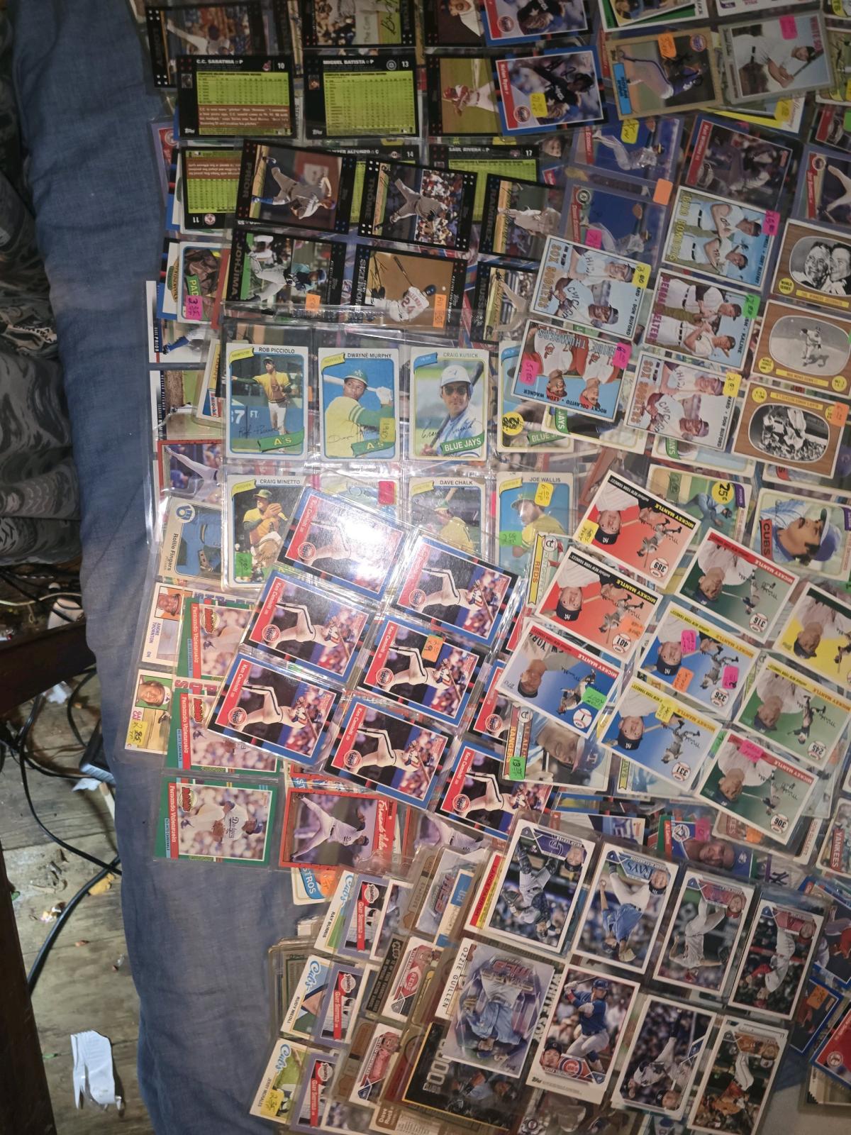 baseball cards make offer - King George, Virginia - FleaMarketBay