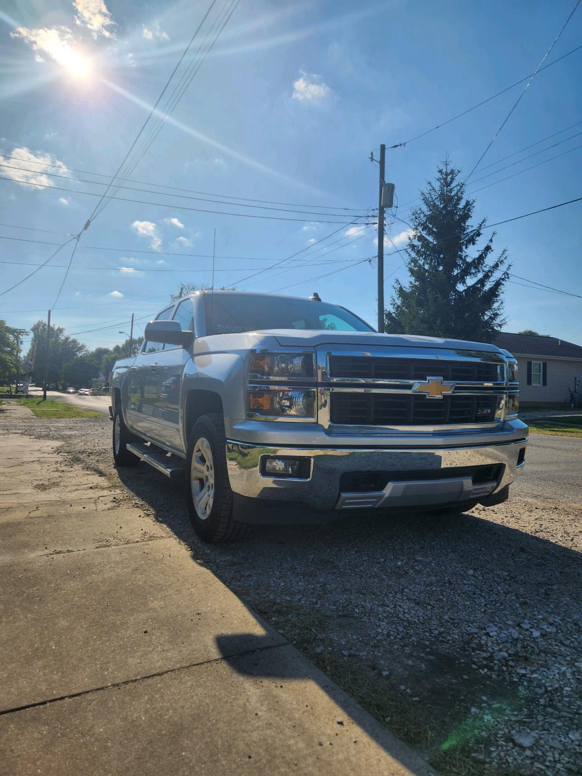 2015 chevy silverado 1500 LT - Princeton, Indiana - FleaMarketBay