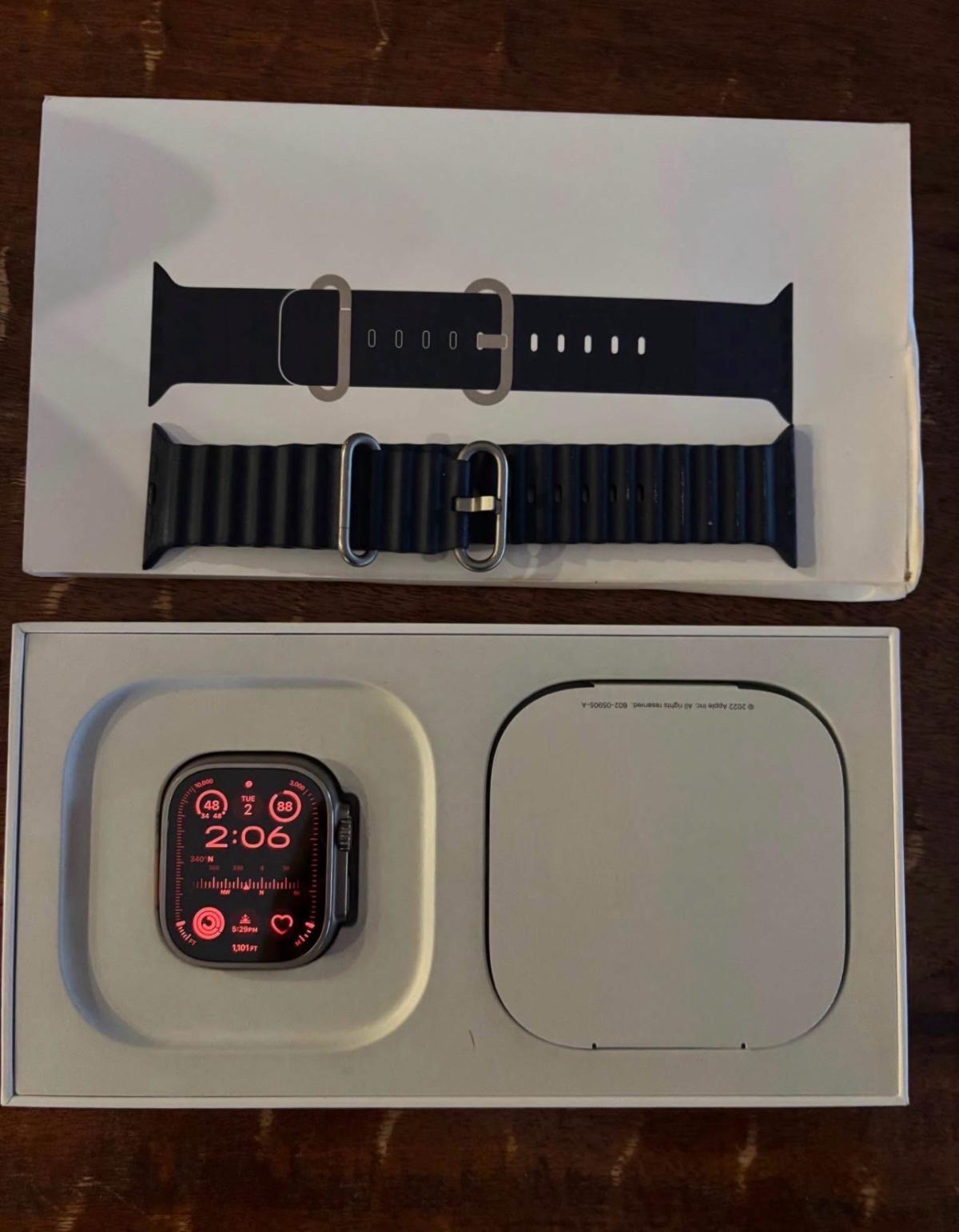 Apple Watch Ultra - Andover, Connecticut - FleaMarketBay