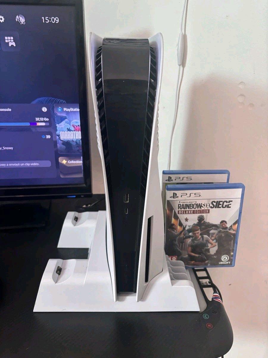 Sony PlayStation 5 - Seattle, Washington - FleaMarketBay