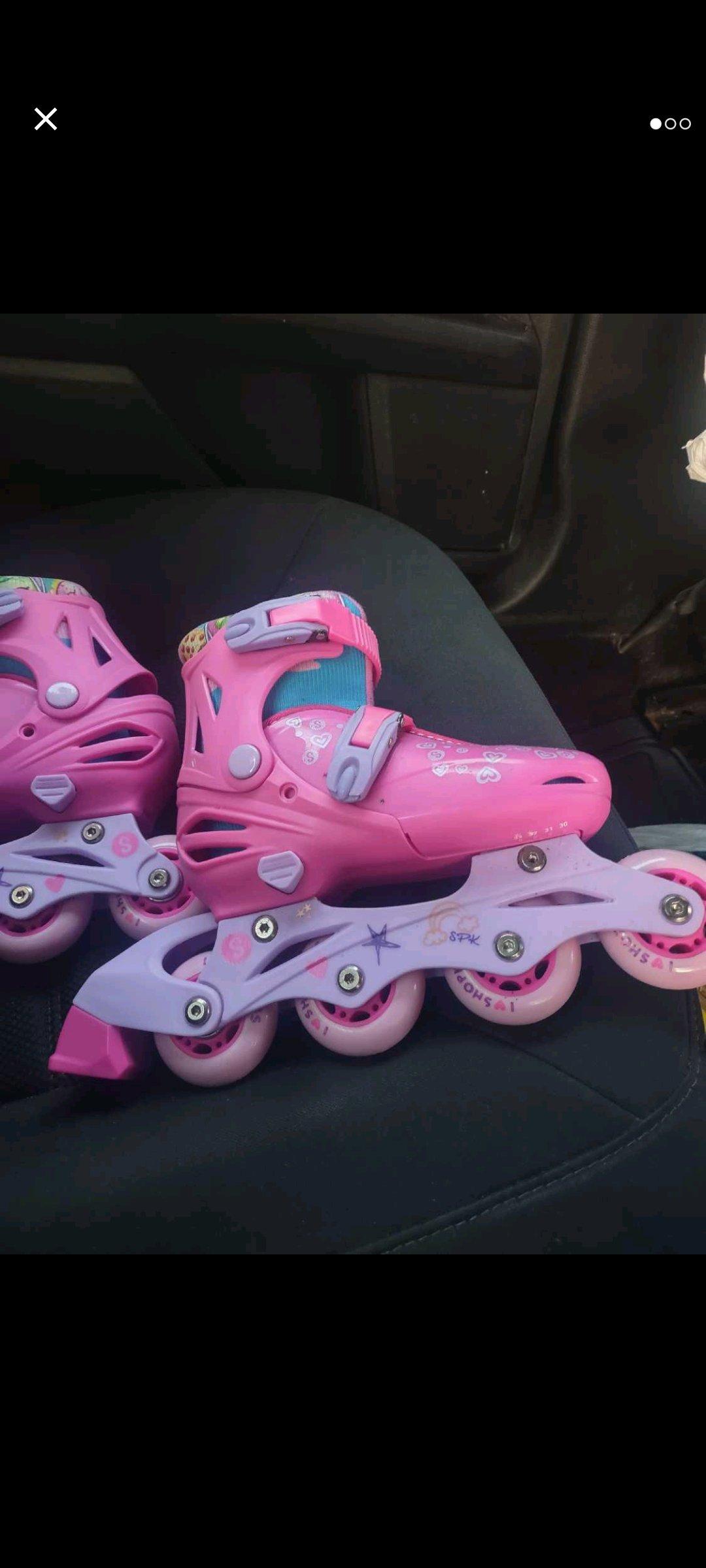 Adorable Shopkins Roller Skates for Girls - Painesville, Ohio - FleaMarketBay