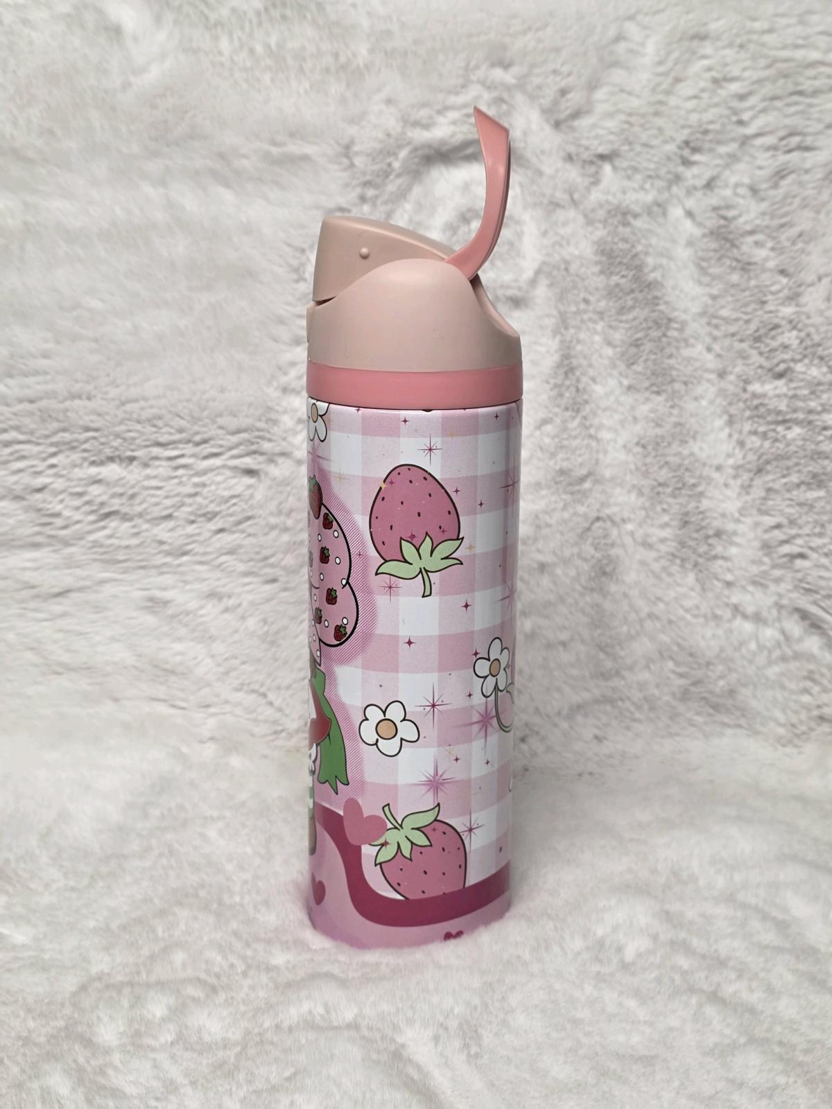 Strawberry Shortcake Water Bottle - Bryceville, Florida - FleaMarketBay