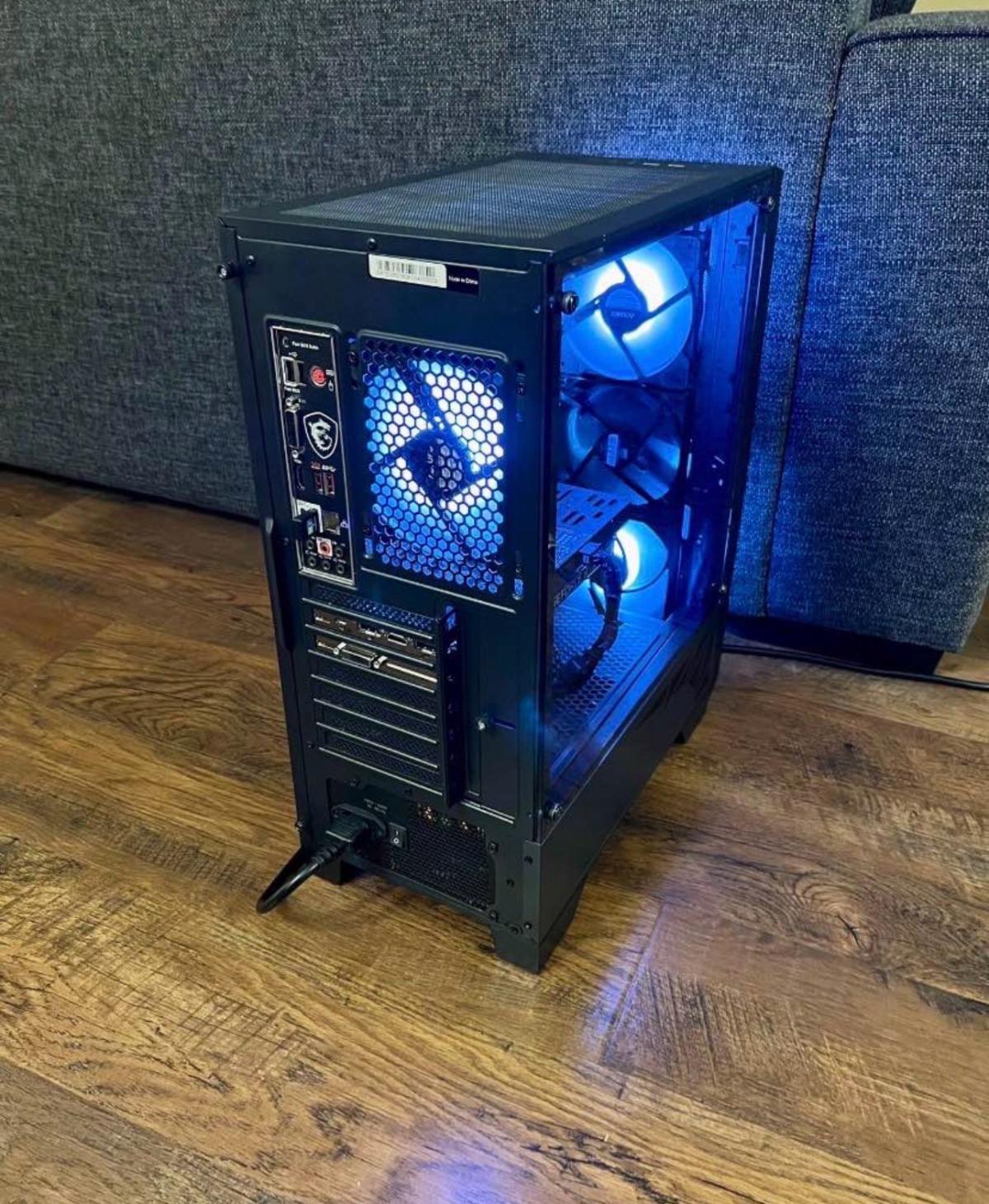 gaming pc working perfectly in good condition - Akron, Colorado - FleaMarketBay