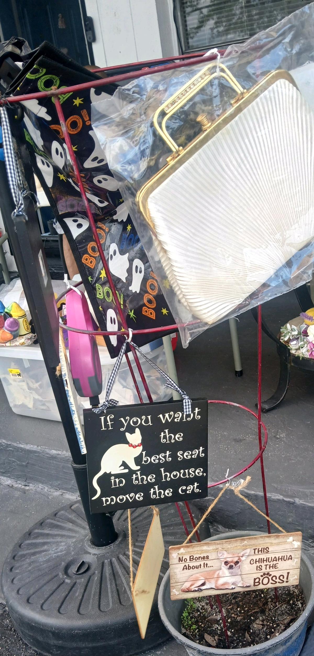 YARD SALE  Comein Person Mon Wed and Fri 730am through 630pm - Kissimmee, Florida - FleaMarketBay