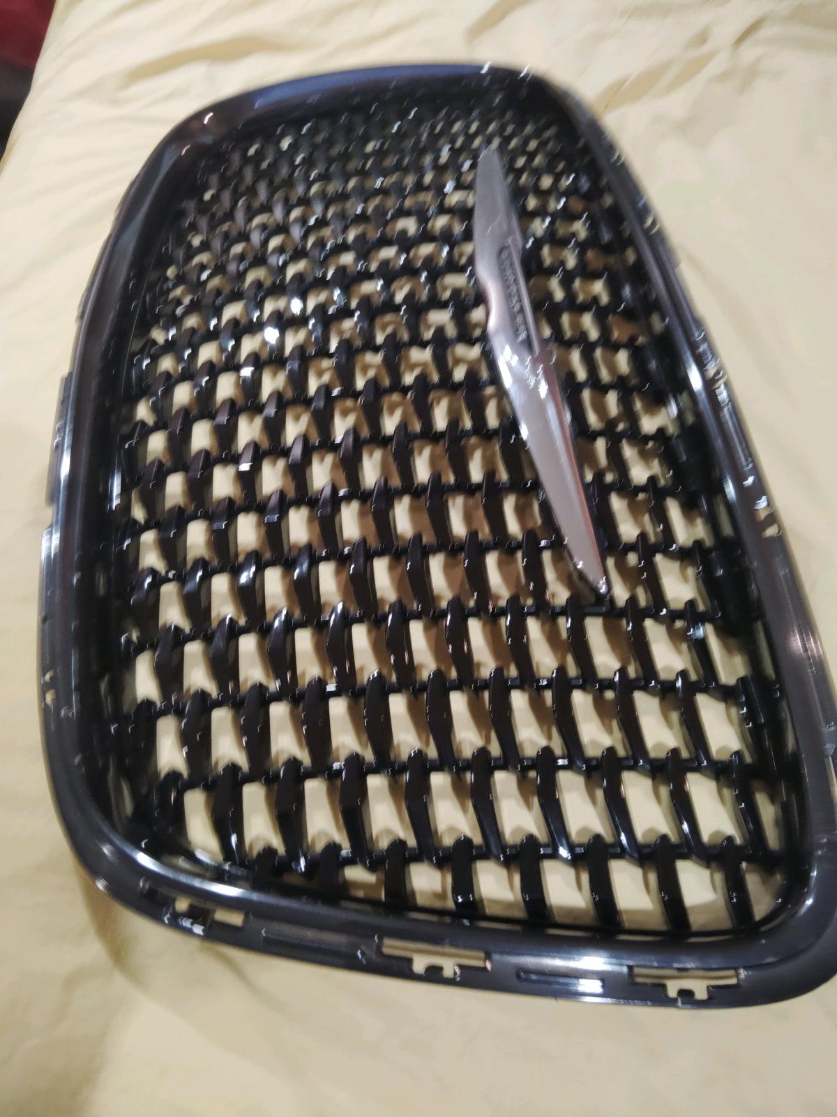 2017chrysler grille convertible 300 - Houston, Texas - FleaMarketBay