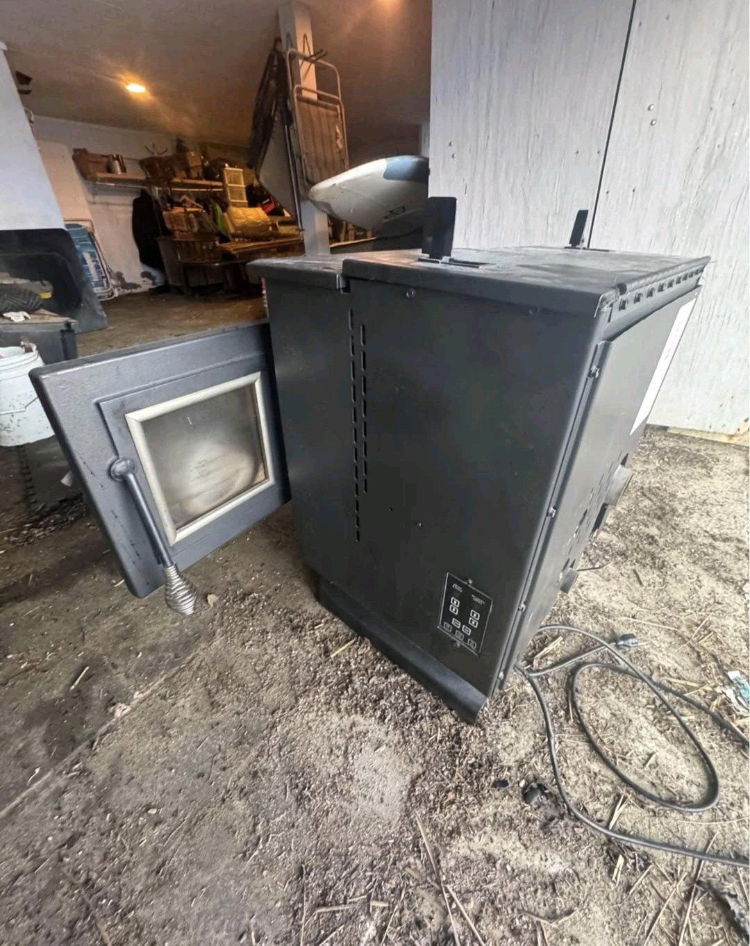 New Englander Pellet Stove w Piping - Weymouth, Massachusetts - FleaMarketBay