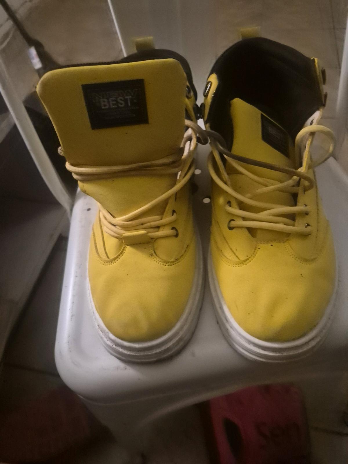 new best sneaker boots - Kissimmee, Florida - FleaMarketBay