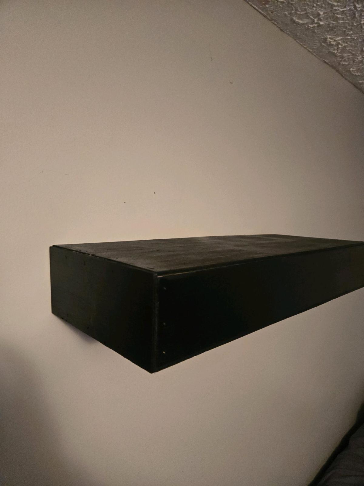 24 inch concealer floating shelf - Kokomo, Indiana - FleaMarketBay