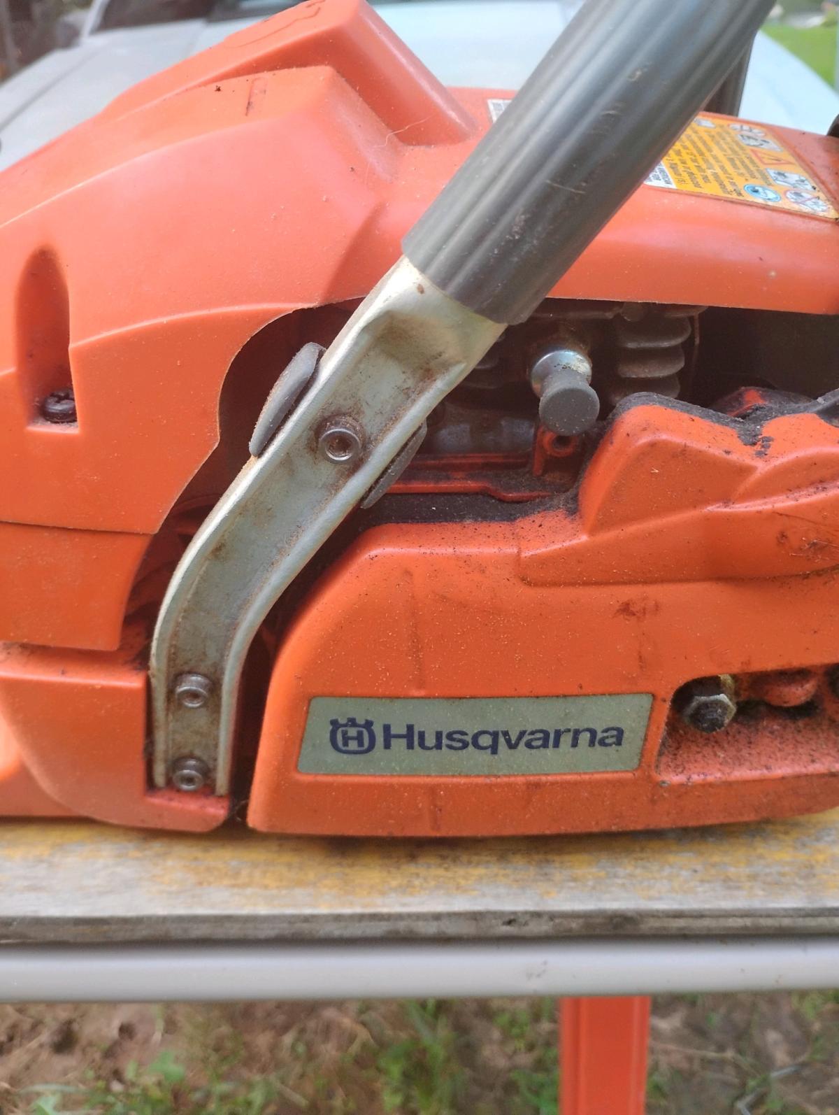 Husqvarna 350 Chainsaw - Acworth, Georgia - FleaMarketBay
