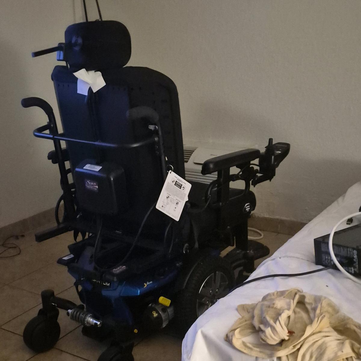 bariatric Electric wheel chair - Kissimmee, Florida - FleaMarketBay