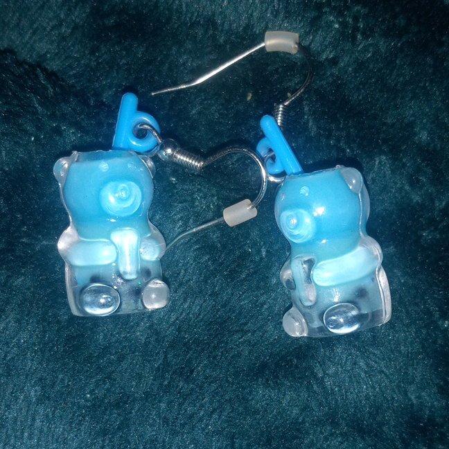 blue Boba bear earrings never worn - Kansas City, Kansas - FleaMarketBay