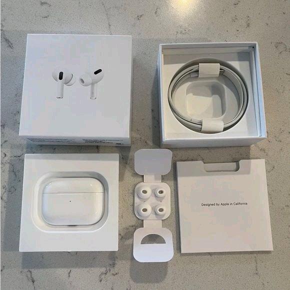 Airpod pro3 - Los Angeles, California - FleaMarketBay