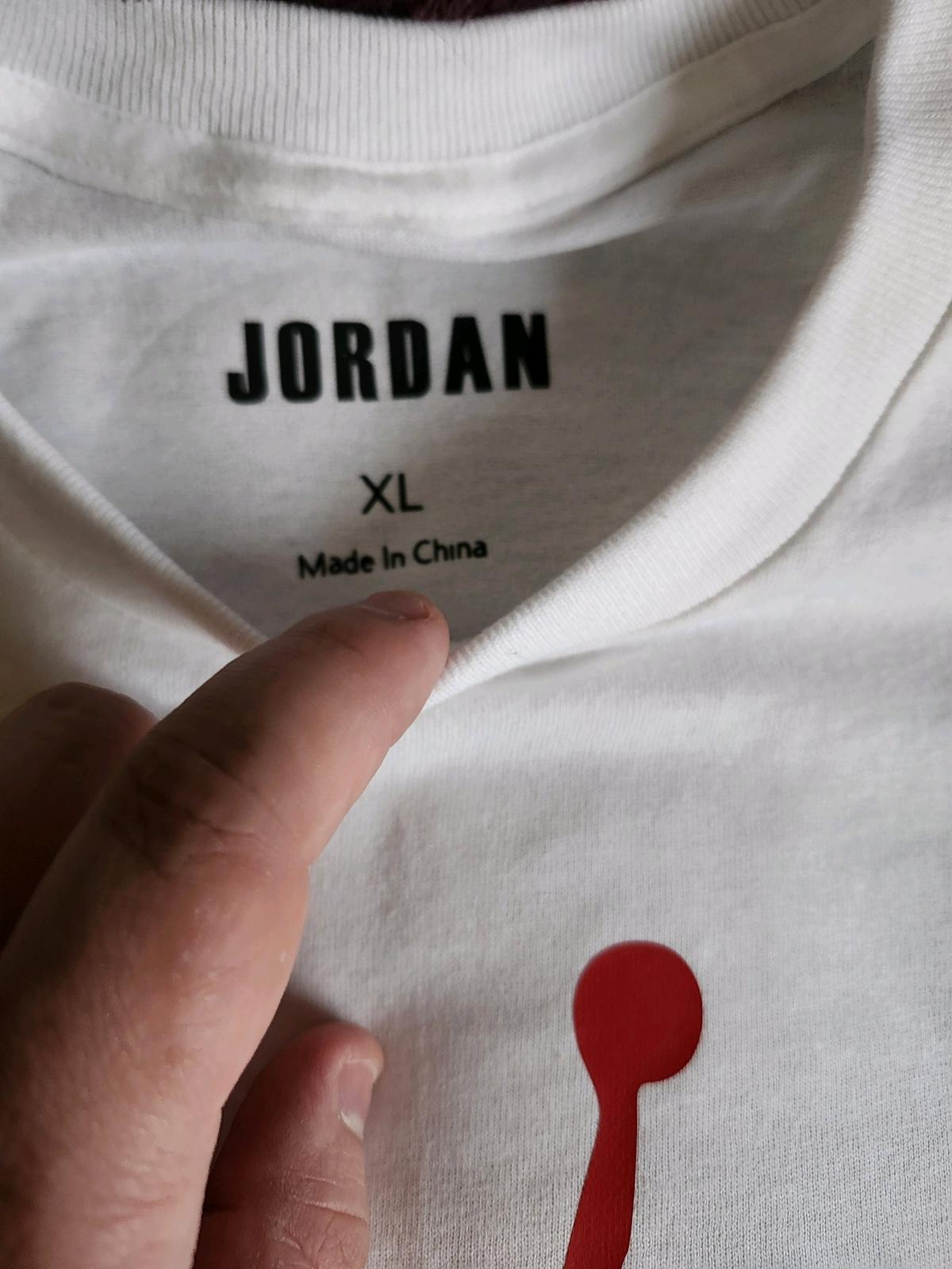 Jordan supreme tee - Akron, Colorado - FleaMarketBay