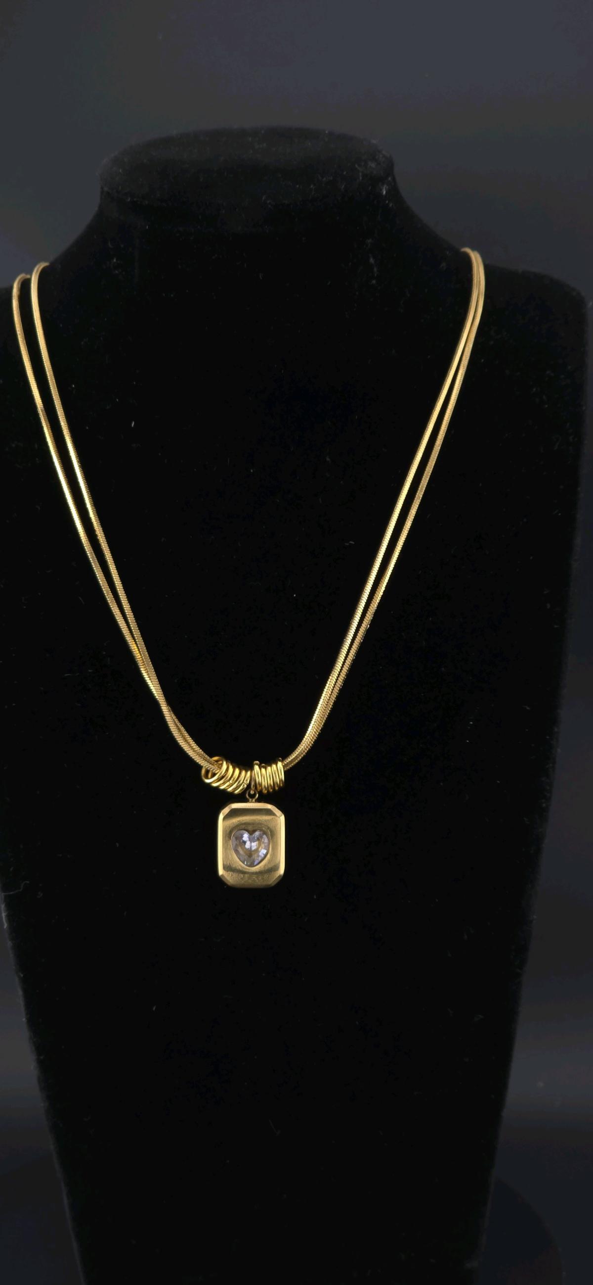 Gold heart necklace with Cz 18 k plated - Saugus, Massachusetts - FleaMarketBay