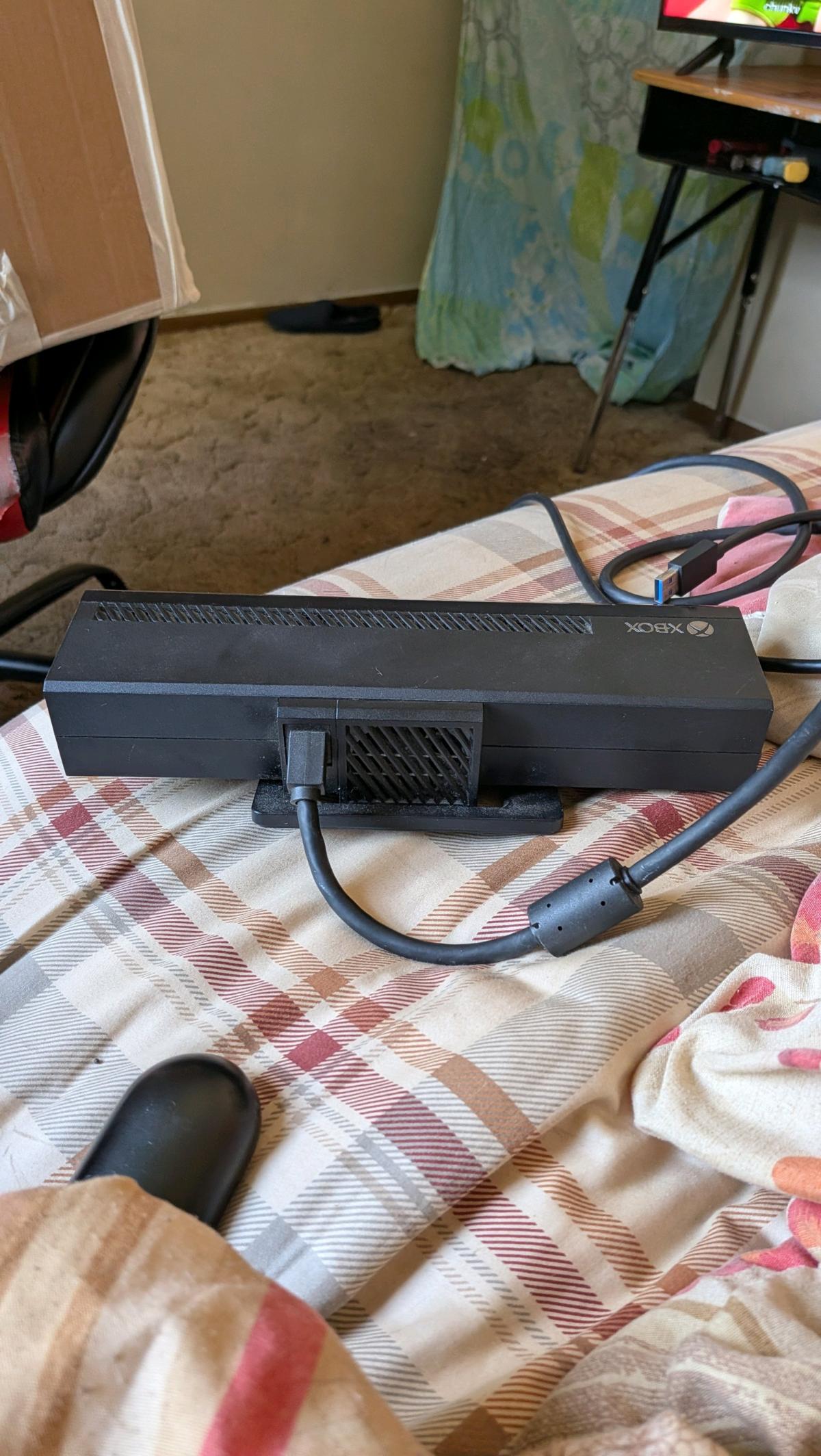 Microsoft Xbox One Kinect Sensor - Atlanta, Georgia - FleaMarketBay