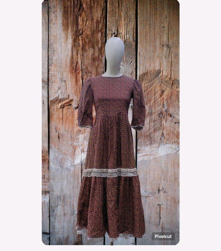 vintage dress - Saint Charles, Missouri - FleaMarketBay