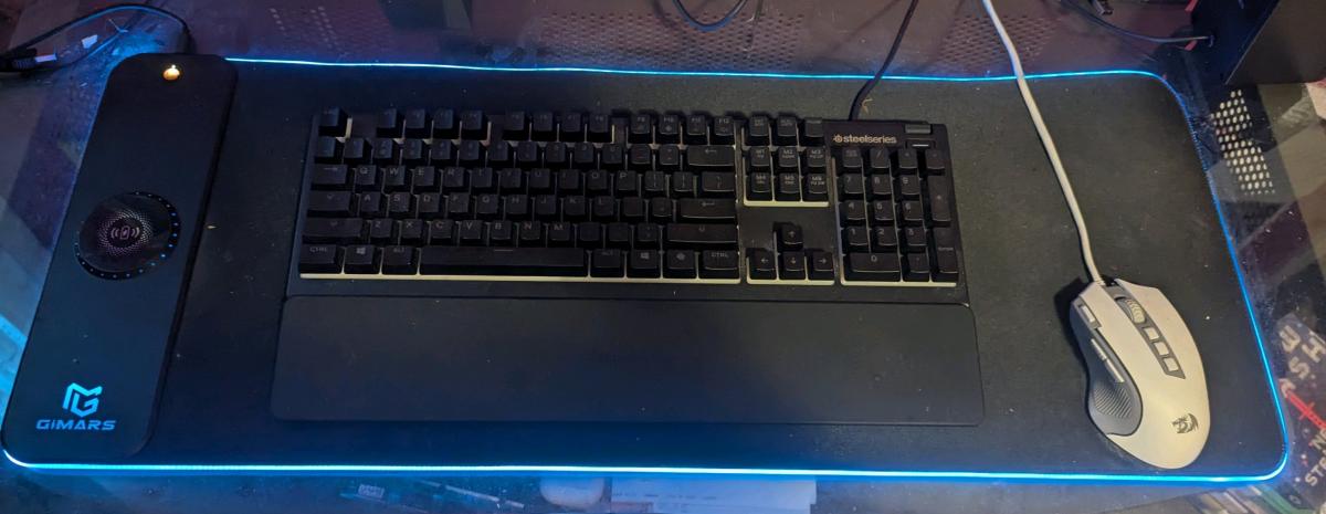 SteelSeries Apex 3 RGB Keyboard GiMars 15W Pad and Mouse - Northfield, New Jersey - FleaMarketBay