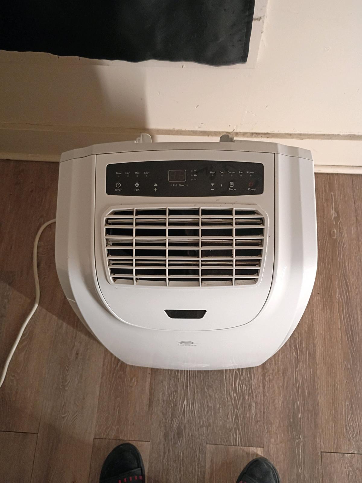 airemax portable AC - Houston, Texas - FleaMarketBay