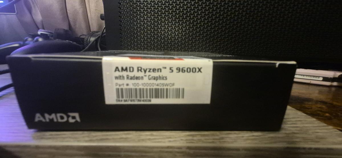 Ryzen 5 9600x AM5 cpu - Tulsa, Oklahoma - FleaMarketBay