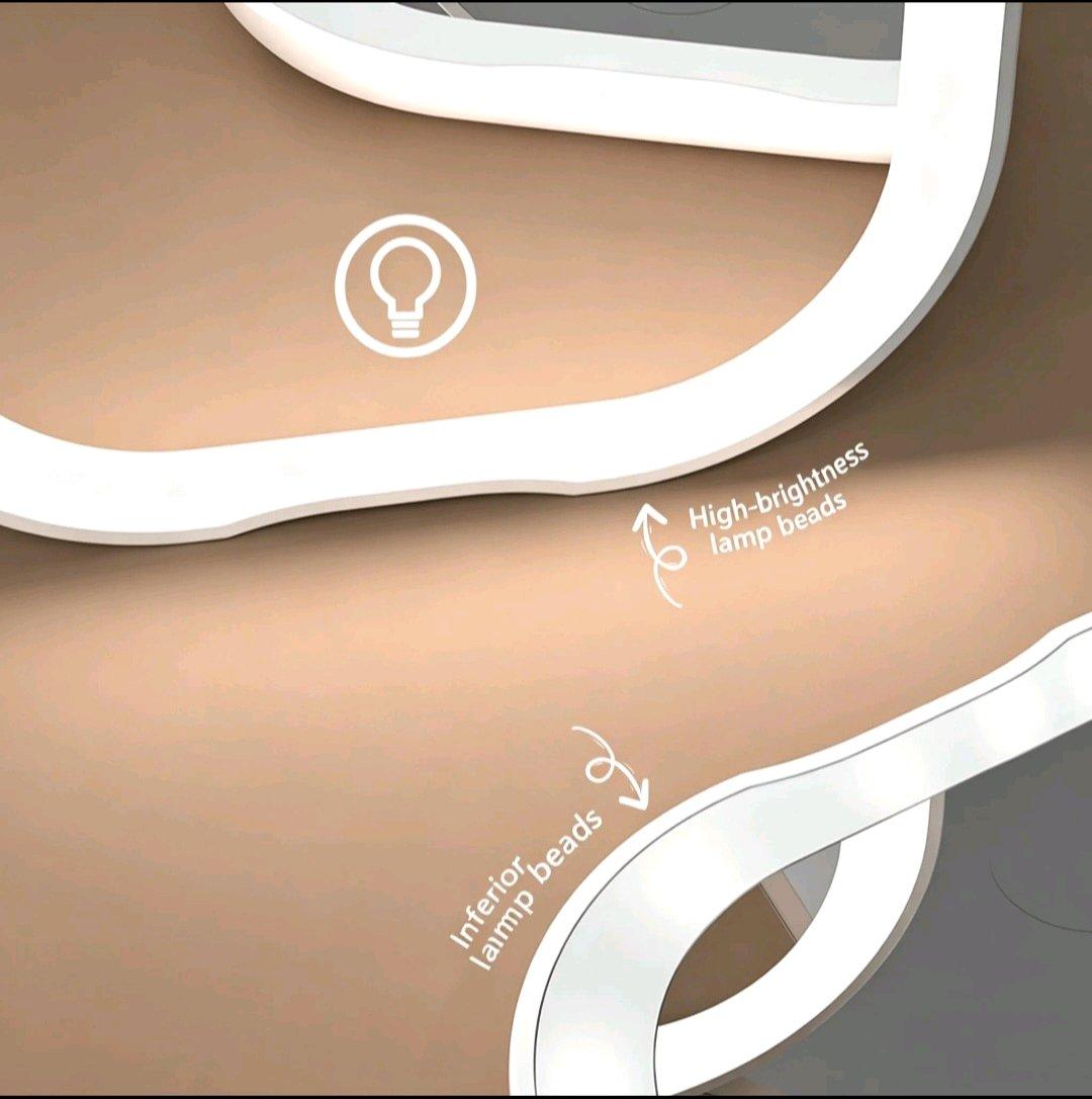 LED Makeup Pocket Mirror for women - Saugus, Massachusetts - FleaMarketBay
