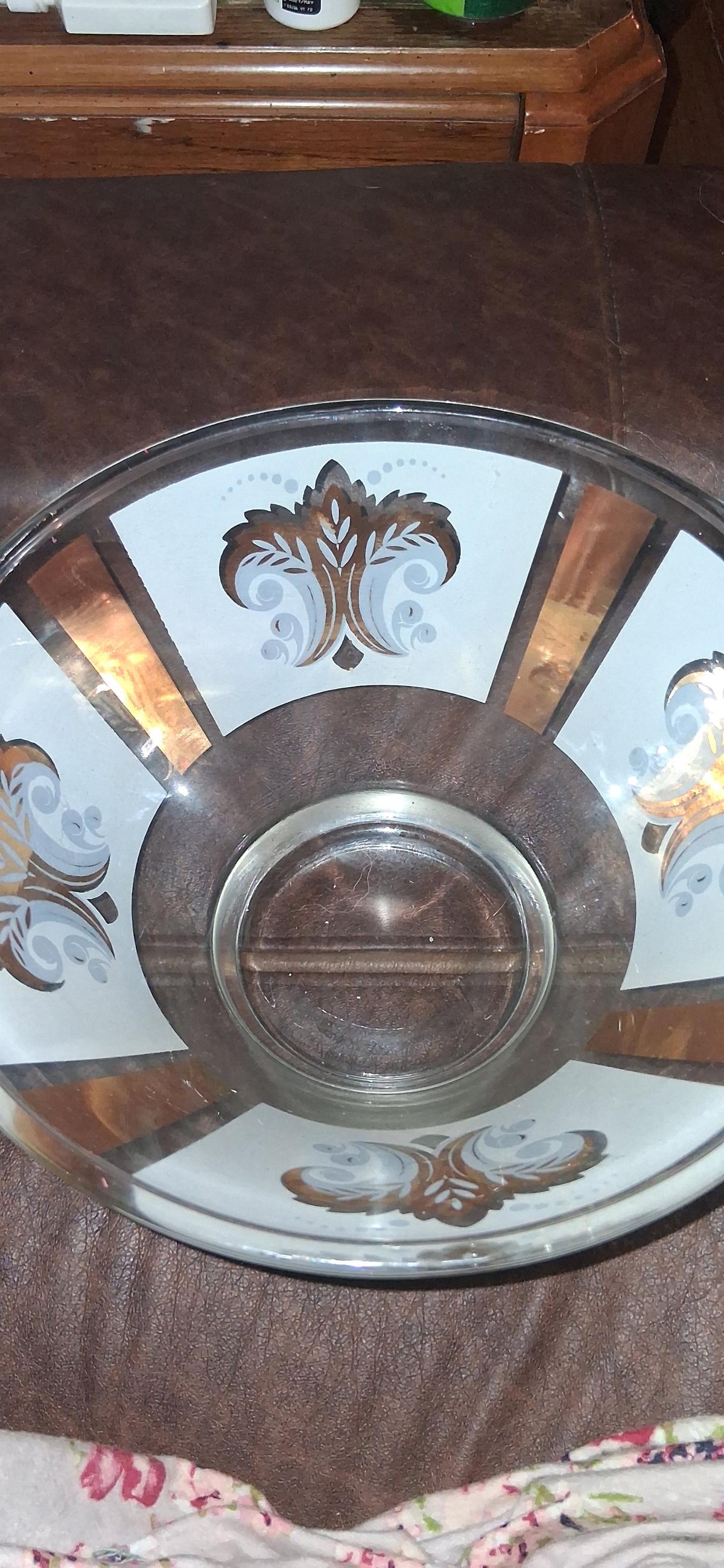 Anchor Hocking serving bowl - Mayking, Kentucky - FleaMarketBay