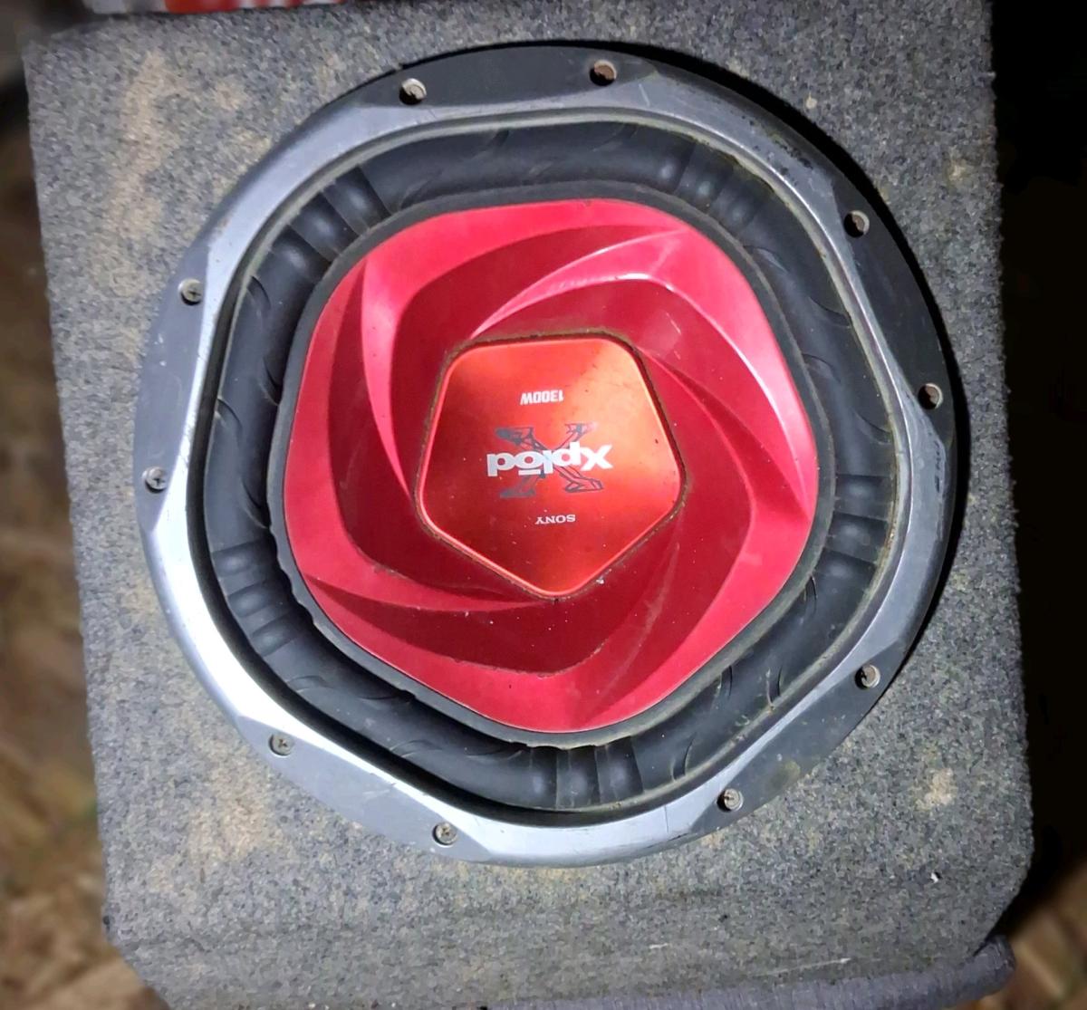 Sony Xplod 1300W 12inch subwoofer model XSL122P5 mounted - Charleston, West Virginia - FleaMarketBay